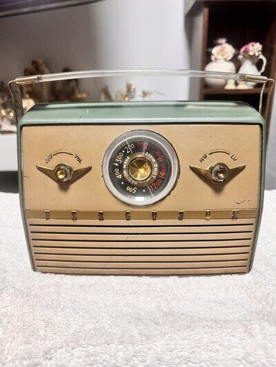 Ferguson Fawn portable valve radio from the late 1950s.