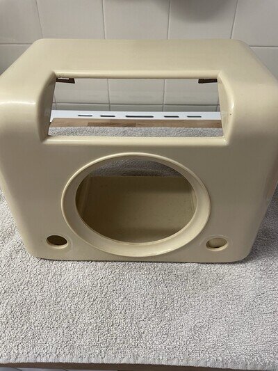 Bush Dac90a radio Cabinet