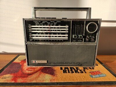 Vintage Bush VTR 178 Multiband Transistor Radio - Made in Japan - Untested