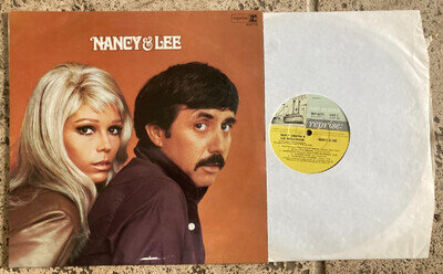 NANCY SINATRA & LEE HAZELWOOD - NANCY & LEE UK 1968 VINYL LP ALBUM RECORD💥VG+