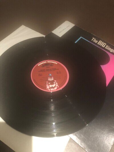 chic - Dance Dance Dance ( YOWSAH YOWSAH YOWSAH) 12 inch on Buddah records