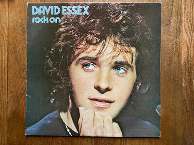 DAVID ESSEX- "ROCK ON" ON A 12" VINYL LP. 1973. 11 TRACKS. CBS CAT.: 65823.