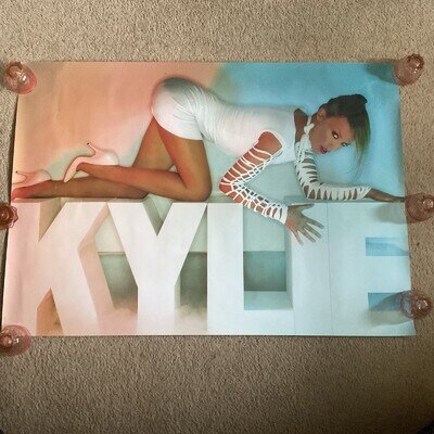 Kylie Minogue Retro Large Poster Darenote 84cm x 59.5cm (33” x 25.5”) app KYLIE