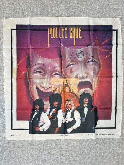 Vintage MOTLEY CRUE 1985 “THEATRE OF PAIN” Tapestry Silk Banner Poster Rare!