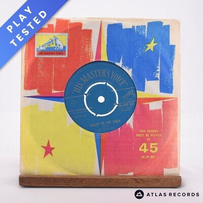 The Outlaws - Valley Of The Sioux - 7" Vinyl Record - VG+/EX