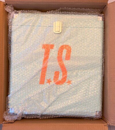 Taylor Swift The Life Of A Showgirl Vinyl Case - Brand New - In Hand - Fast Ship