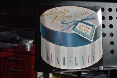 LINDA RONSTADT collectable vinyl album