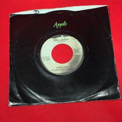 YOKO PLASTIC ONO BAND Mrs. Lennon 1971 USA 7" vinyl single Apple record 45 John