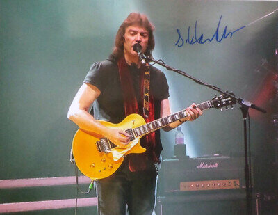STEVE HACKETT GENESIS, AUTOGRAPHED 10 x 8 PHOTOGRAPH.