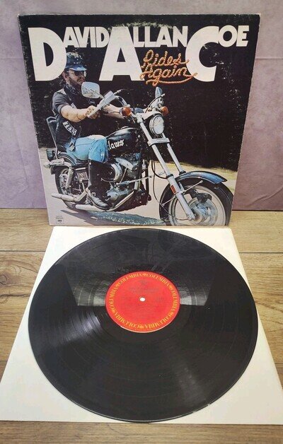 David Allan Coe ‎– Rides Again 1977 Columbia KC 34310 vg+/vg+ rare