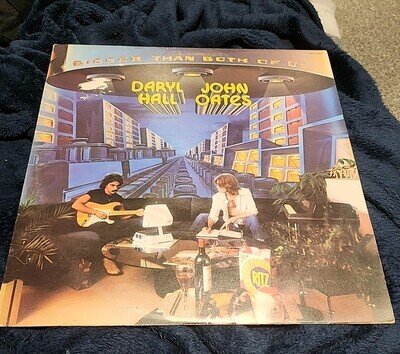 Daryl Hall & John Oates Bigger Than Both Of Us Uk 1976 RCA with lyrics