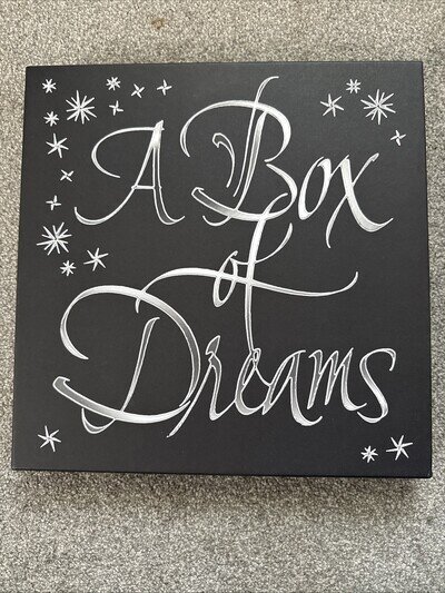 Enya a Box of Dreams Vinyl 12" Album Box Set, 6-Disc Collection (2023)