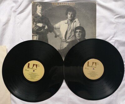The Ventures - The Ventures - 1971 Double LP - United Artists UXS-80