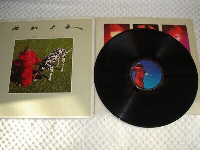 RUSH SIGNALS VINYL LP ORIGINAL PRESS MERCURY 6337 243 VG+ 1982