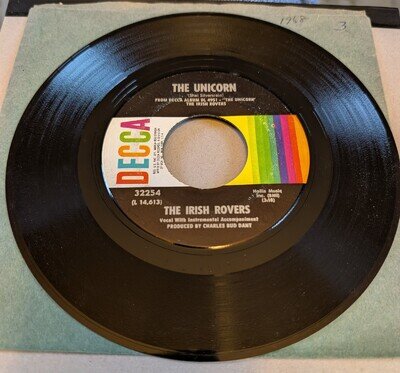 Vintage 45 Record - The Irish Rovers - The Unicorn - Decca 32254 - VG Condition