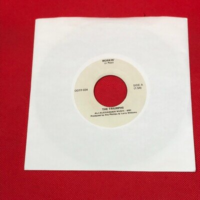 THE TRIUMPHS Workin' 1974 USA 7" vinyl single 45 record Memories. O.O.T.P