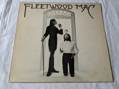FLEETWOOD MAC - FLEETWOOD MAC (UK 1975 RELEASE - LYRIC INSERT - VG/VG+)