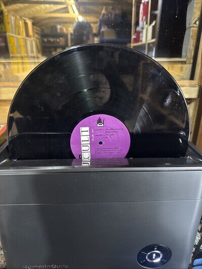 The Cult - She Sells Sanctuary (Long Version) 12" - BEG135t - Sleeve Damaged