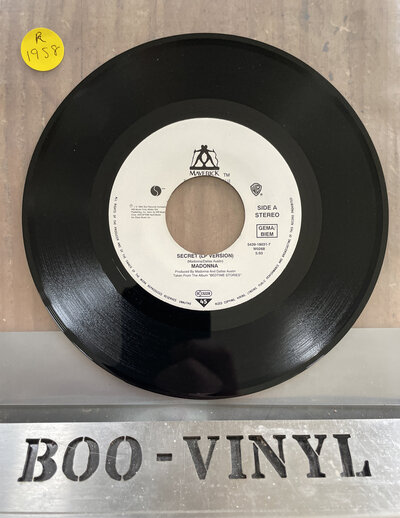 MADONNA, Secret 7" Single (RARE WHITE LABEL EUROPEAN ISSUE) Maverick 5439180317