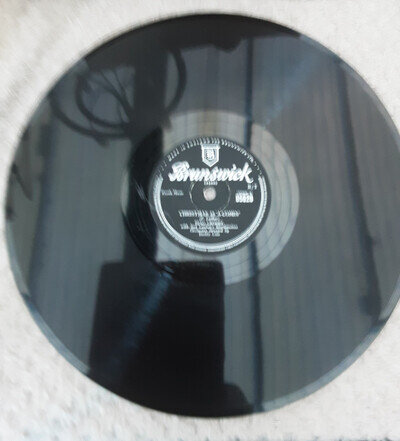 BING CROSBY CHRISTMAS IS A COMIN' / IS CHRISTMAS ONLY A TREE 78 rpm BRUNSWICK