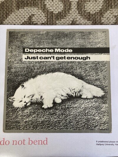 Depeche Mode just can't get enough 7" vinyl record Excellent (7MUTE016)