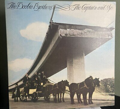 THE DOOBIE BROTHERS - THE CAPTAIN AND ME - 12” VINYL LP