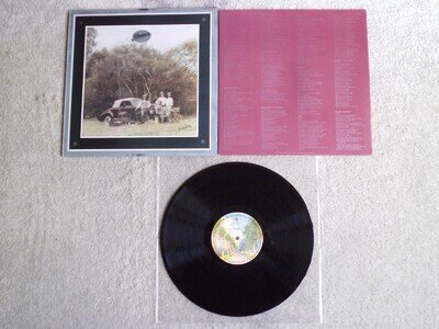 AMERICA - HOLIDAY - K 56045 - W/B - EX