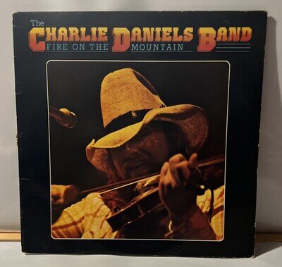 The Charlie Daniels Band : Fire On The Mountain - CBS 1980 : LP