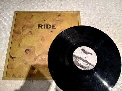RIDE . PLAY . 1990 UK FIRST EDITION Creation CRE 075T