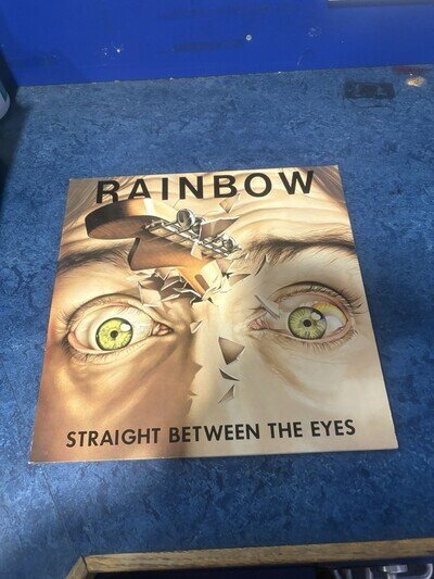 Rainbow Straight Between The Eyes 1982 Polydor Ex/Ex Condition