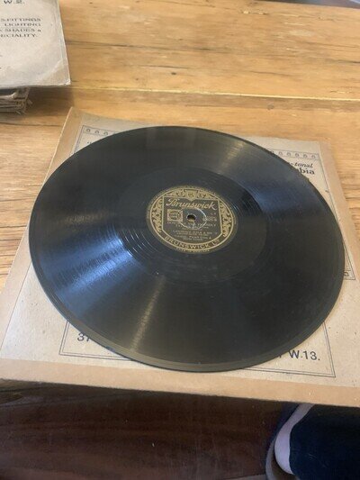 LAWRENCE WELK Smoke,Smoke (That Cigarette)/Down at Friendly Tavern 78 plays nice