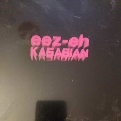 KASABIAN 10" SINGLE - EEZ-EH *MINT IN MINT SLEEVE*