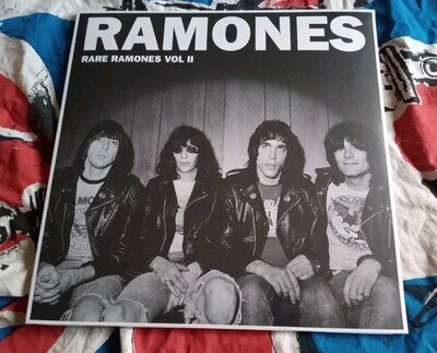 RAMONES "Rare Ramones Vol 2" Import L.P. SEX PISTOLS Sid Vicious JOEY RAMONE