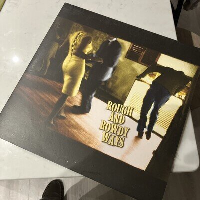 BOB DYLAN : Rough And Rowdy Ways Double (Olive Coloured) Vinyl Album *** NEW ***