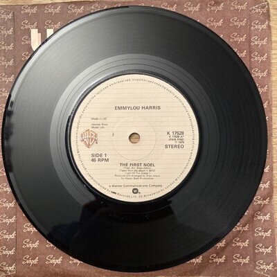 Emmylou Harris – The First Noel/Silent Night A1/B1- Warner Bros Record – K 17528