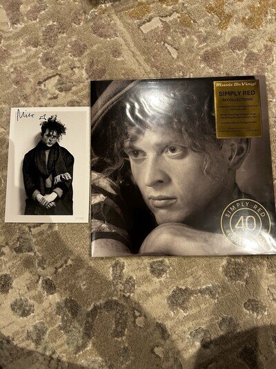 Simply Red: Recollections 2xLP - Limited White Vinyl 2xLP with Numbered Print