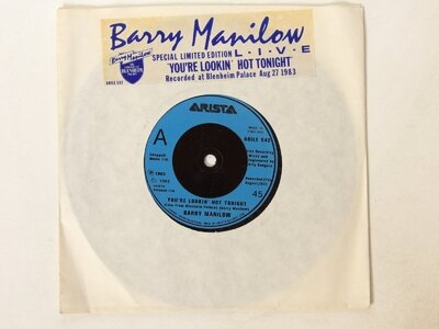 Barry Manilow: You're Lookin' Hot Tonight Near Mint 1983 Ltd 7"