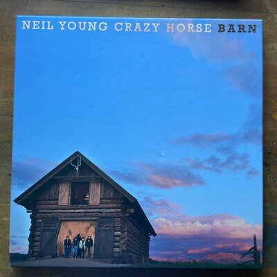 Neil Young, Crazy Horse - Barn Box Set, Deluxe Edition Numbered 18590 Nr Mint !
