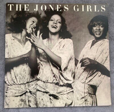 THE JONES GIRLS SELF TITLED ALBUM PHILLY VINYL LP - PLAY GRADED EX Free P&P