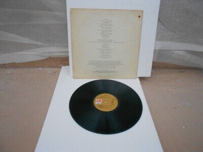 one ub40 album one ub40 12" record in good condition