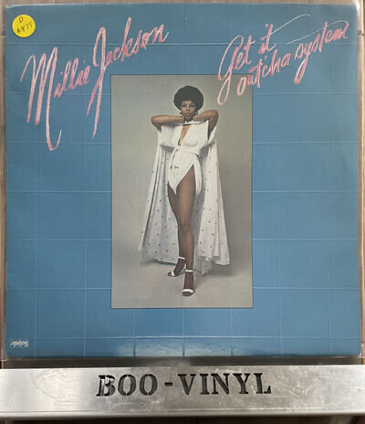 Millie Jackson Get It Outcha System inc Sweet Music Man 2391 356 LP VG+ / VG+