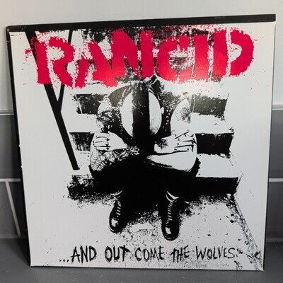 RANCID - ...AND OUT COME THE WOLVES 1995 US REISSUE VINYL LP 87441-1 EX/ VG+
