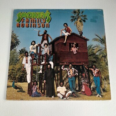 SMOKEY ROBINSON Smokey's Family Robinson SOUL LP Tamla Motown 1976