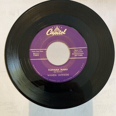 Rock n Roll. Wanda Jackson. Fujiyama Mama / No wedding bells for Joe Original 45