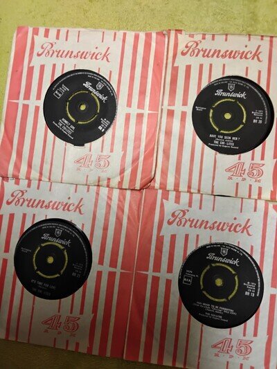 CHI-LITES. 4. singles