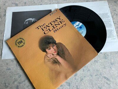 PATSY CLINE - THE PATSY CLINE STORY (double vinyl album)