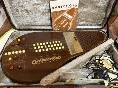 Vintage 1980’s Suzuki Omnichord OM-27 Brown Analog Synth Harp For REPAIR