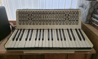 Hohner Verdi III Piano Accordion with Carry Case