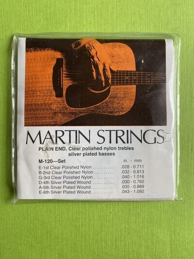 Vintage MARTIN STRINGS one set of M120 (6) classic guitar strings NEW