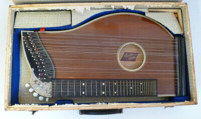 Antique Zither Arcus Elite 32-String with Case, 2 Tuning Keys & Pick